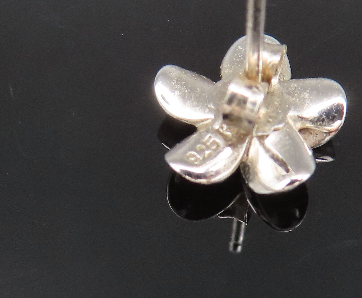 925 Sterling Silver Vintage Dainty Cubic Zirconia Flower Stud Earrings EG12275