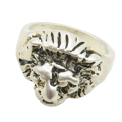 925 Sterling Silver  Vintage Chiseled Lion's Head Band Ring Sz 6.5  RG17615