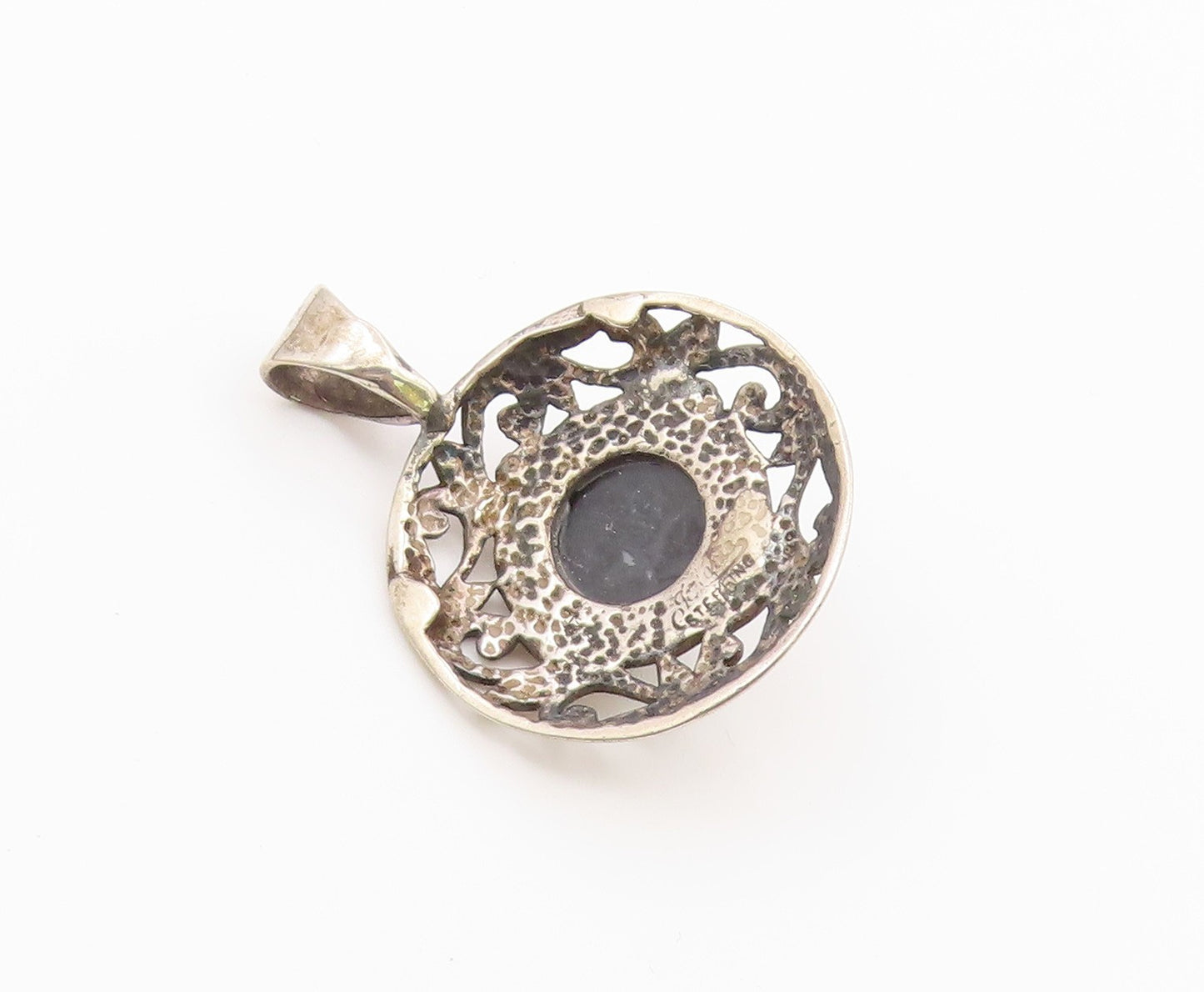 JEZLAINE 925 Sterling Silver  Vintage Black Onyx Swirl Border Pendant  PT16447
