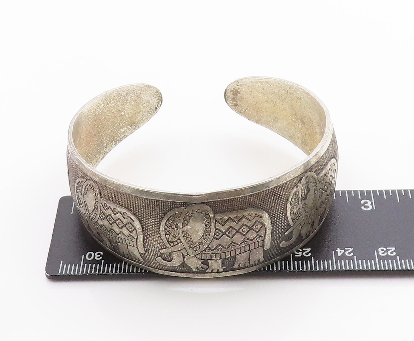 925 Sterling Silver Vintage Bracelet Etched Tribal Elephant Parade Cuff  BT11407