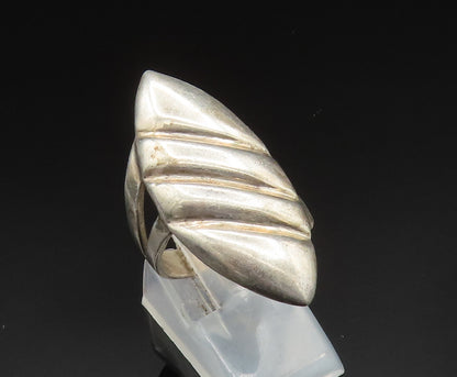 925 Sterling Silver  Vintage Scalloped Marquise Shaped Ring Sz 8  RG24939