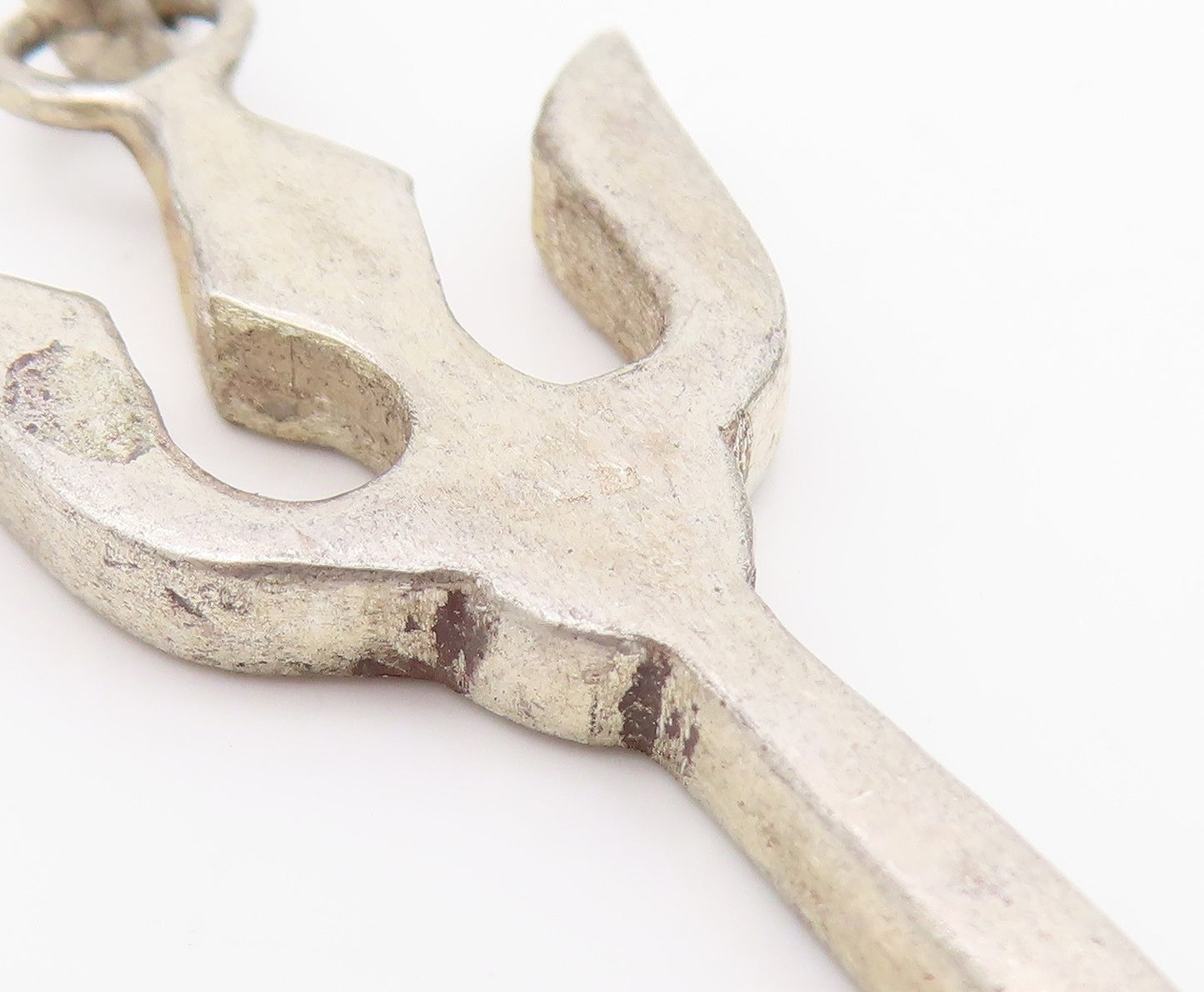 925 Sterling Silver Vintage Pendant Solid Cutout Pointed Devil weapon  PT24328