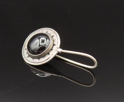 925 Sterling Silver  Vintage Black Onyx Etched Star Drop Earrings  EG11924
