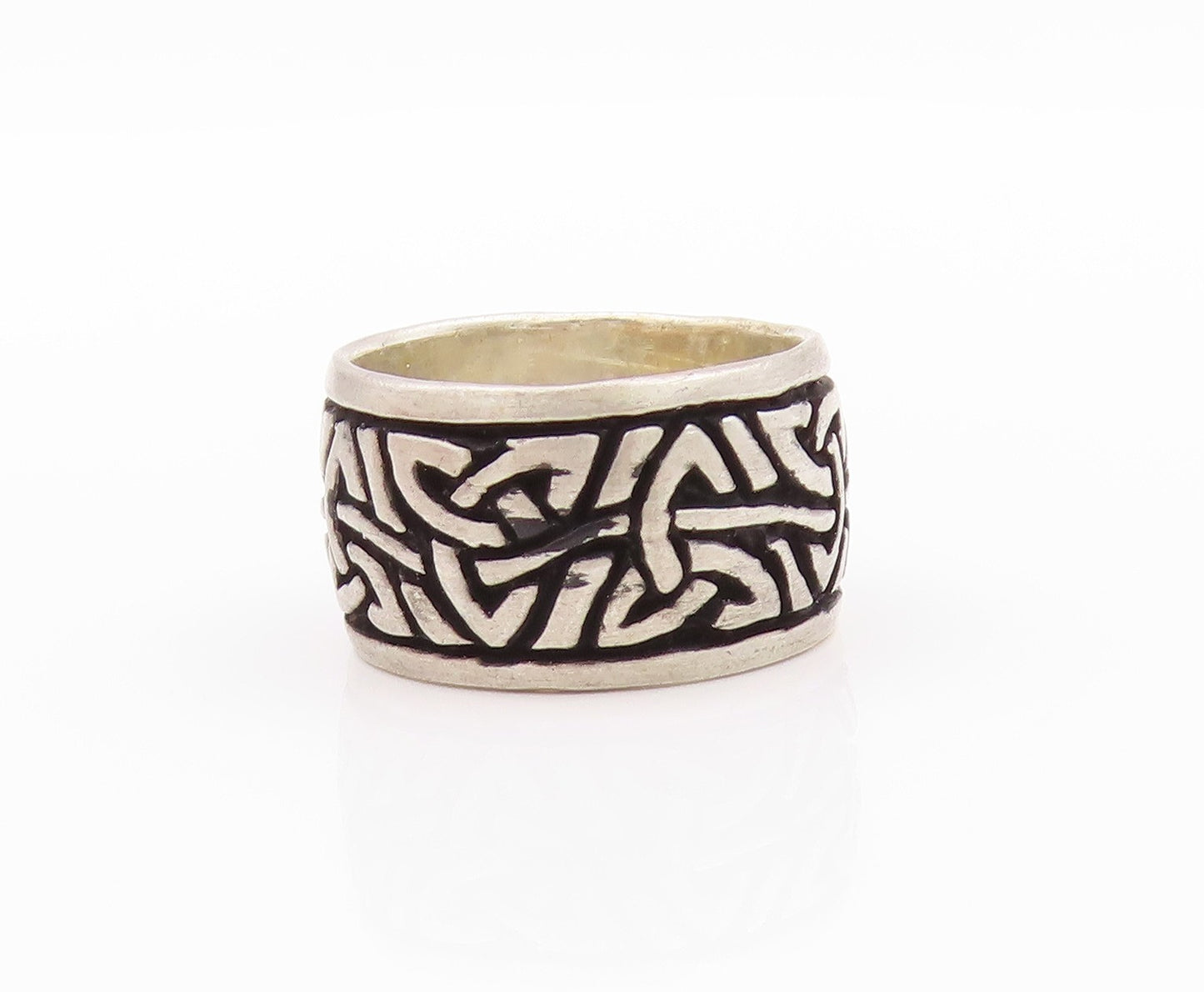 925 Sterling Silver Vintage Ring Dark Tone Celtic Knots Carved  Sz 8  RG32477