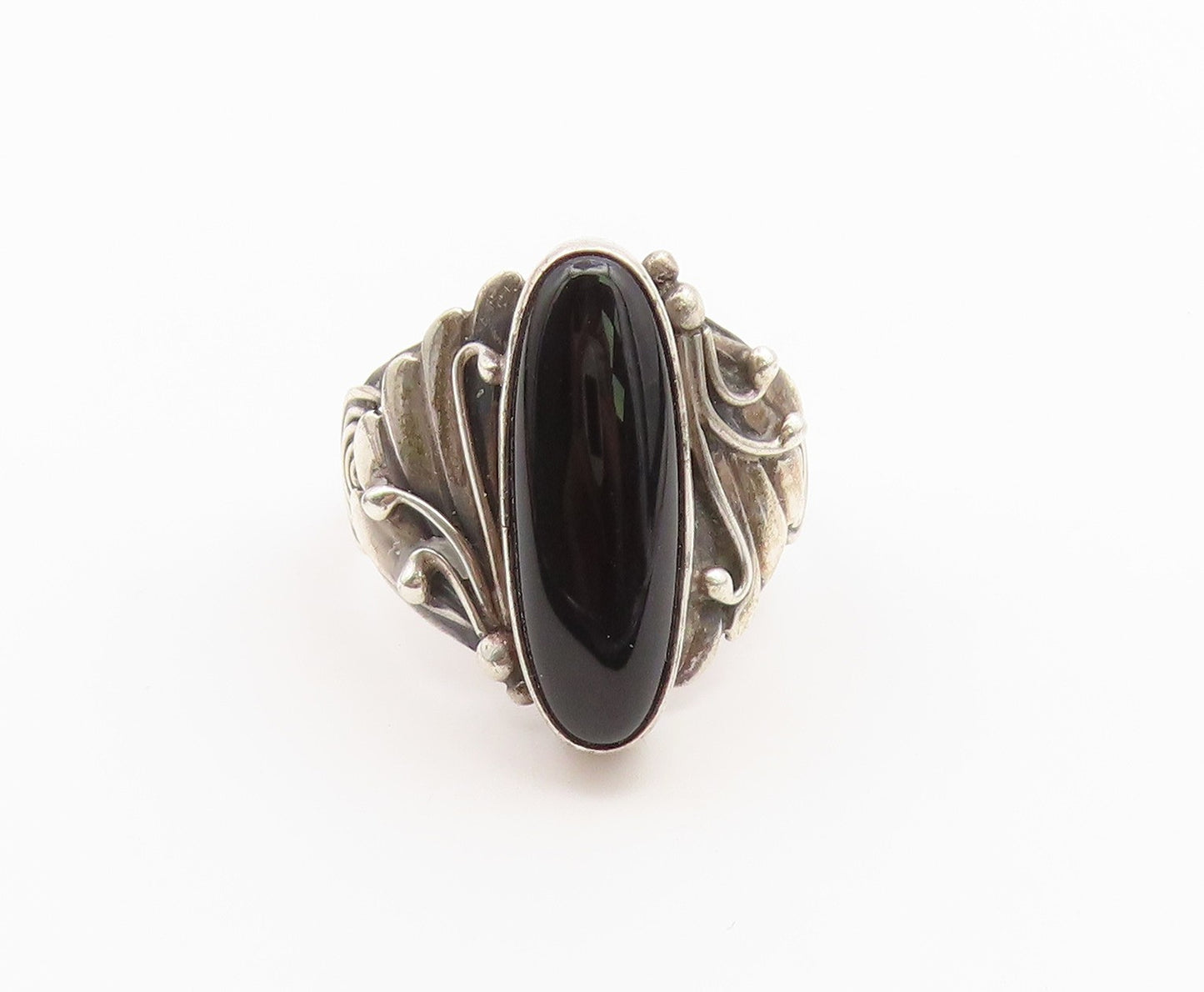 925 Sterling Silver Vintage Ring NAVAJO Onyx Feather & Scroll  Sz 8  RG36866