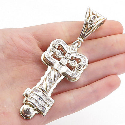 925 Sterling Silver  Vintage Cubic Zirconia Shiny Key Motif Pendant  PT4831