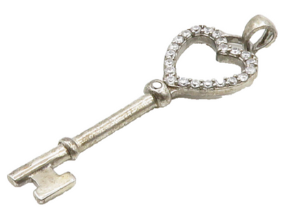 925 Sterling Silver Vintage White Topaz Open Love Heart Key Pendant PT12036