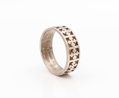 925 Sterling Silver Vintage Ring Carved Geometric Cross Pattern  Sz 8  RG36097