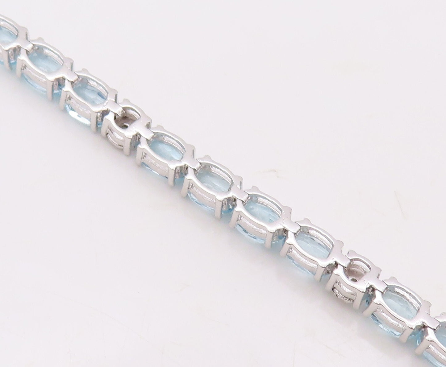 925 Sterling Silver Vintage Bracelet Minimalist Oval Cut Blue Topaz  BT10860