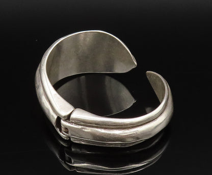 UNO DE 50 925 Silver  Vintage Heavy Scalloped Statement Bracelet  BT9738