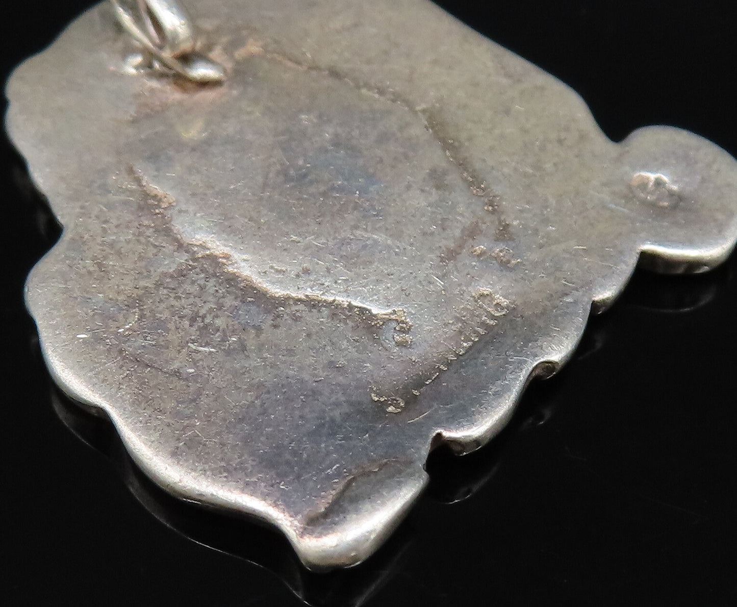 925 Sterling Silver  Vintage Modernist Carved Santa Claus Head Pendant PT21881