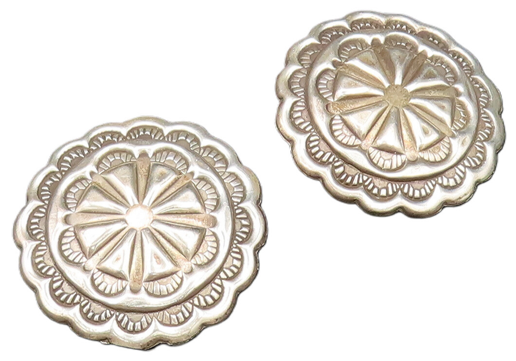 SOUTHWESTERN 925 Sterling Silver Vintage Carved Concho Floral Earrings EG12299