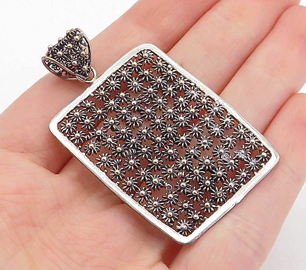925 Sterling Silver  Vintage Wire Twist Flower Design Square Pendant  PT5637