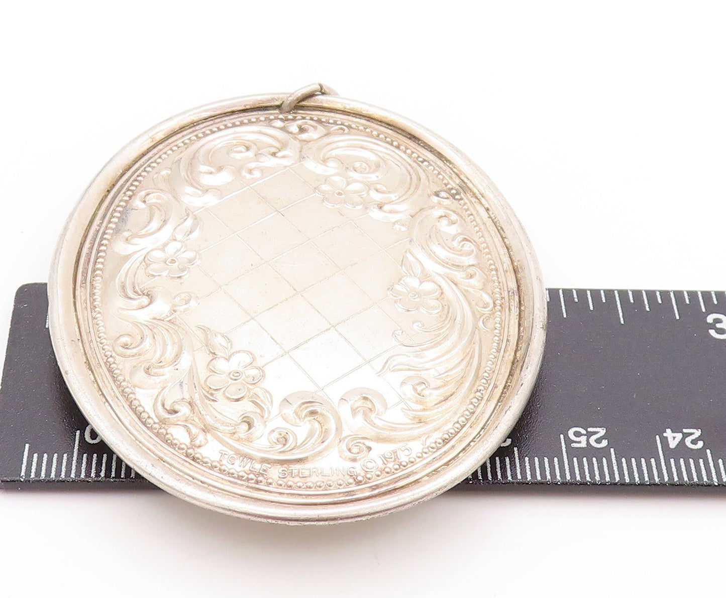 925 Sterling Silver Vintage Pendant 1975 TOWLE Etched Religious Cross  PT24193