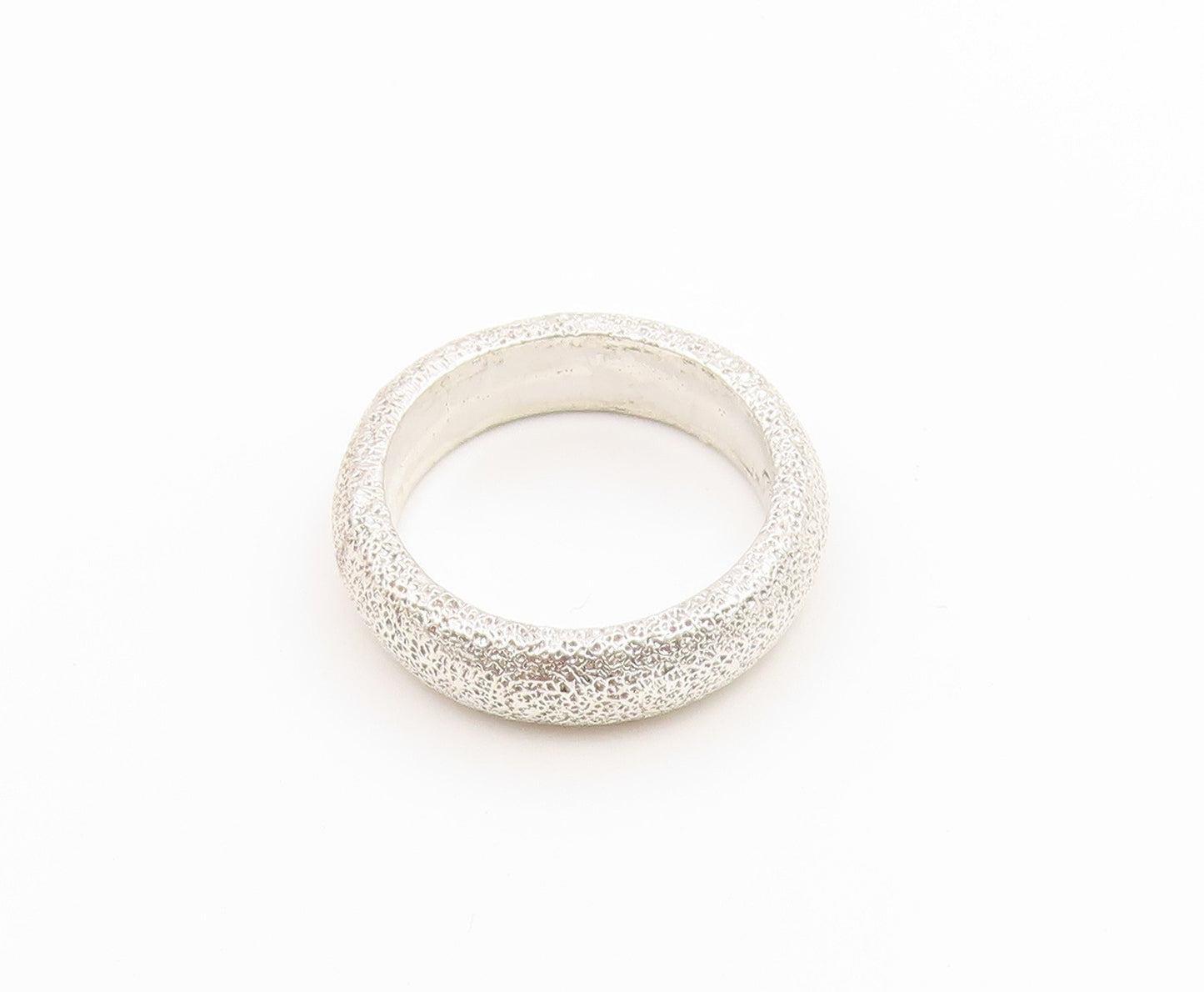 925 Sterling Silver Vintage Ring Modernist Textured Dome Band  Sz 7  RG36904