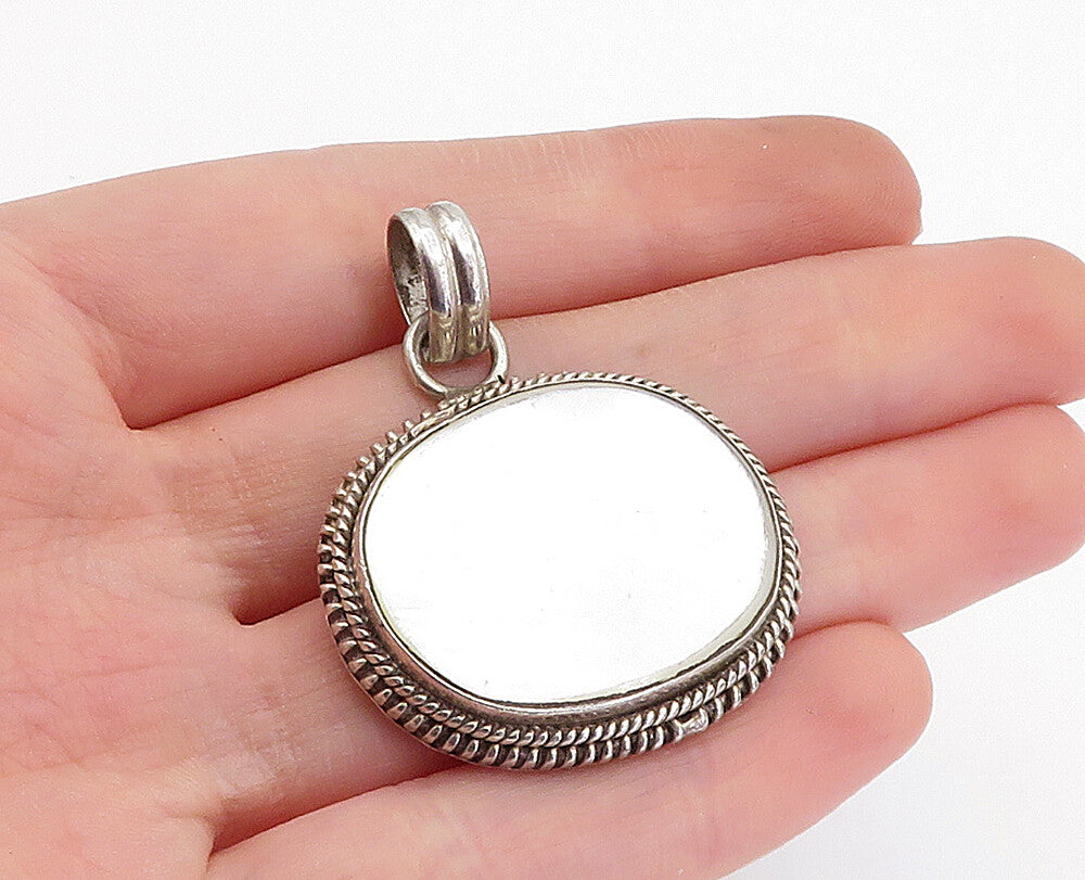 925 Sterling Silver  Vintage Mother Of Pearl Twist Border Drop Pendant  PT2689