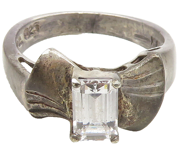 925 Sterling Silver  Vintage Cubic Zirconia Bow Tie Band Ring Sz 5  RG16989