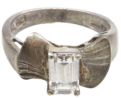 925 Sterling Silver  Vintage Cubic Zirconia Bow Tie Band Ring Sz 5  RG16989