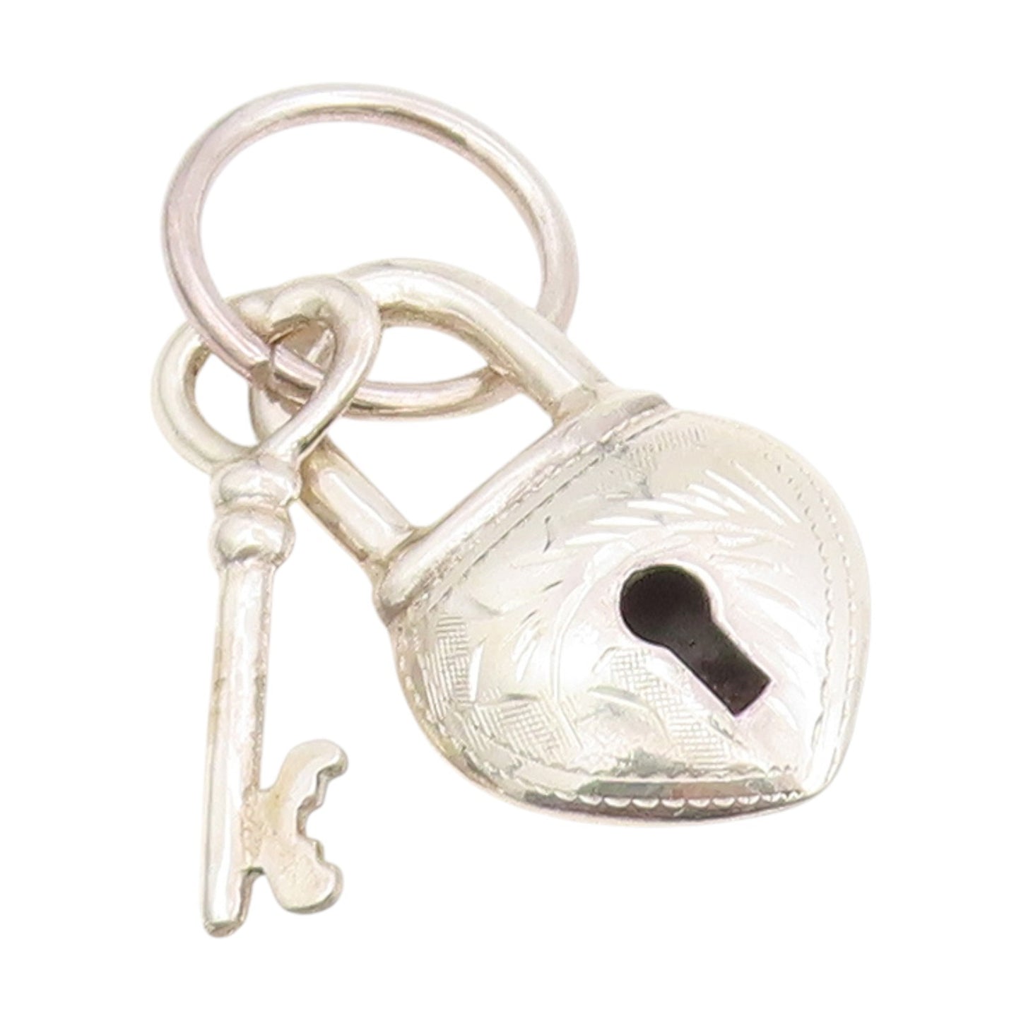 925 Sterling Silver Vintage Pendant Etched Heart Shaped Padlock & Key  PT25764