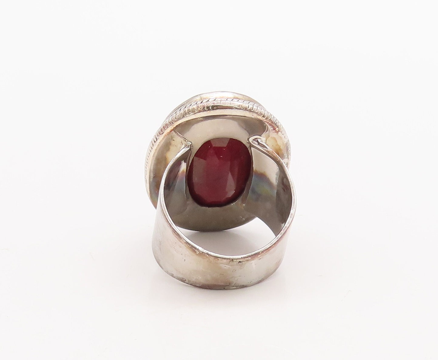 925 Sterling Silver Vintage Ring Large Oval Cut Red Gemstone  Sz 7.5  RG29524