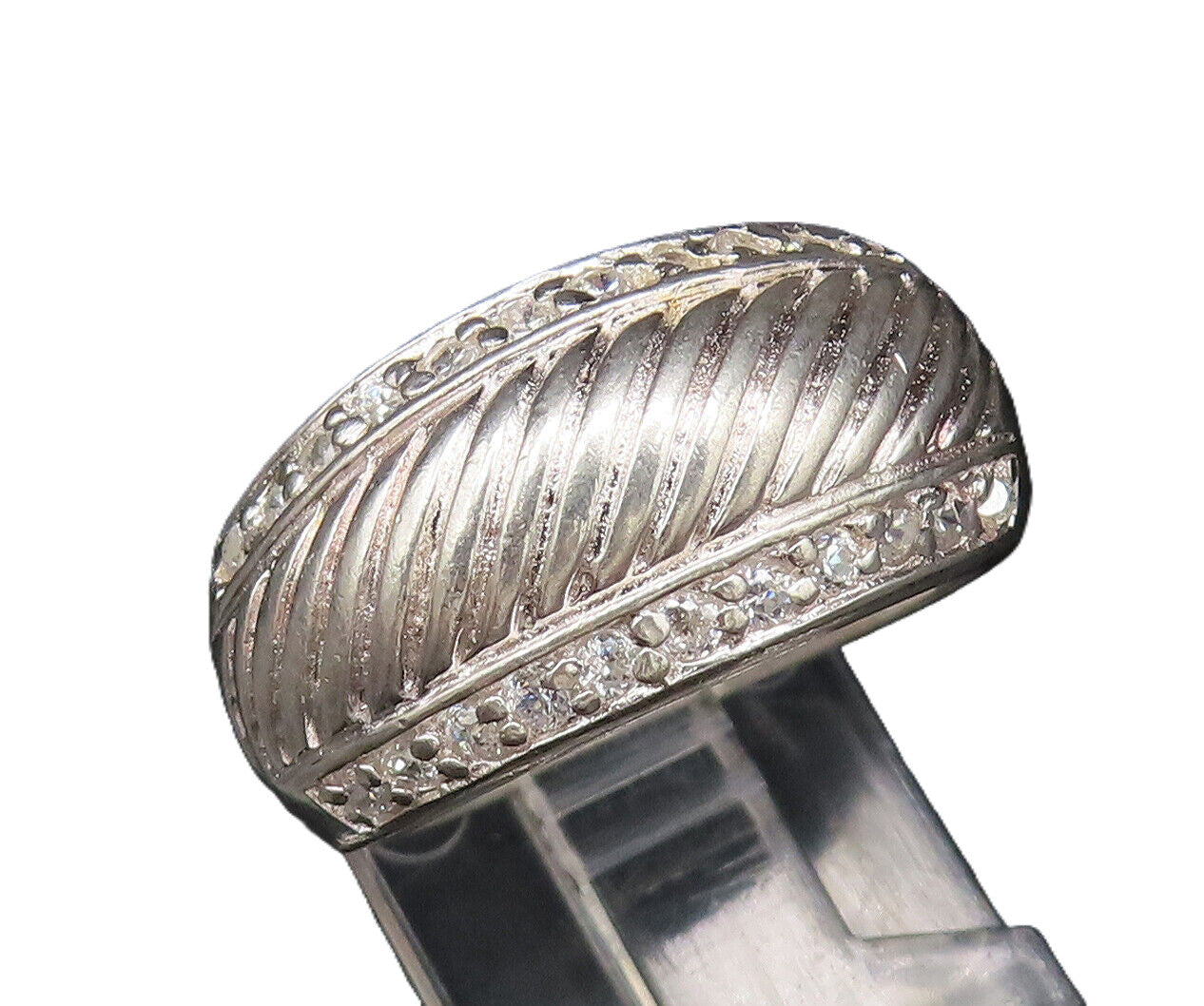 925 Silver  Vintage Ribbed Center & Cubic Zirconia Edge Ring Sz 7  RG25801