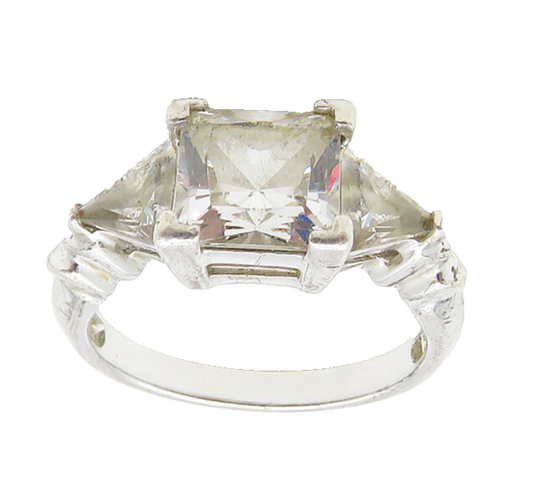 925 Sterling Silver  Vintage Cubic Zirconia 3 Stone Band Ring Sz 6  RG18691