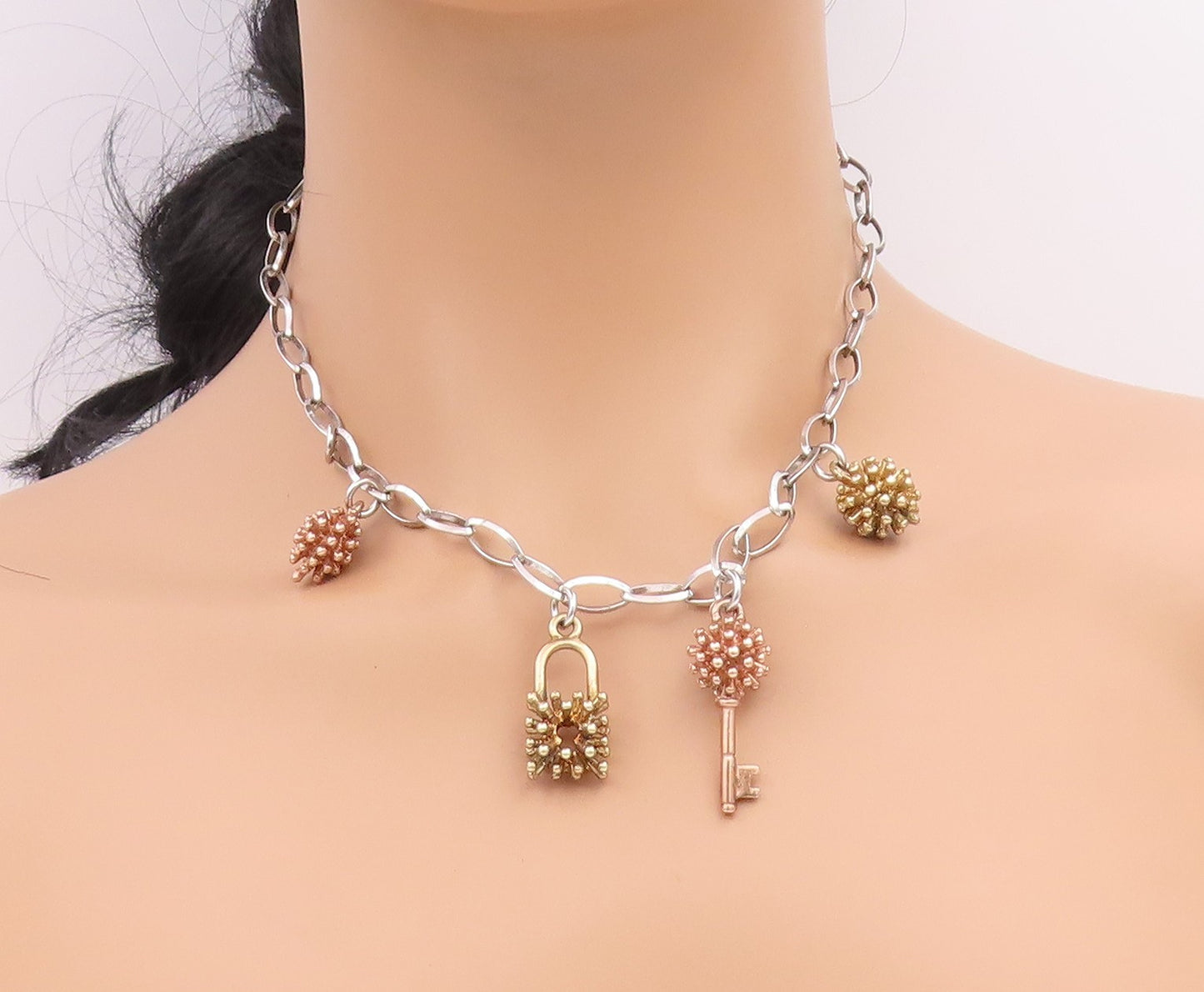 925 Sterling Silver Vintage Necklace Multi Tone Key & Spiky Orb Chain  NE4835