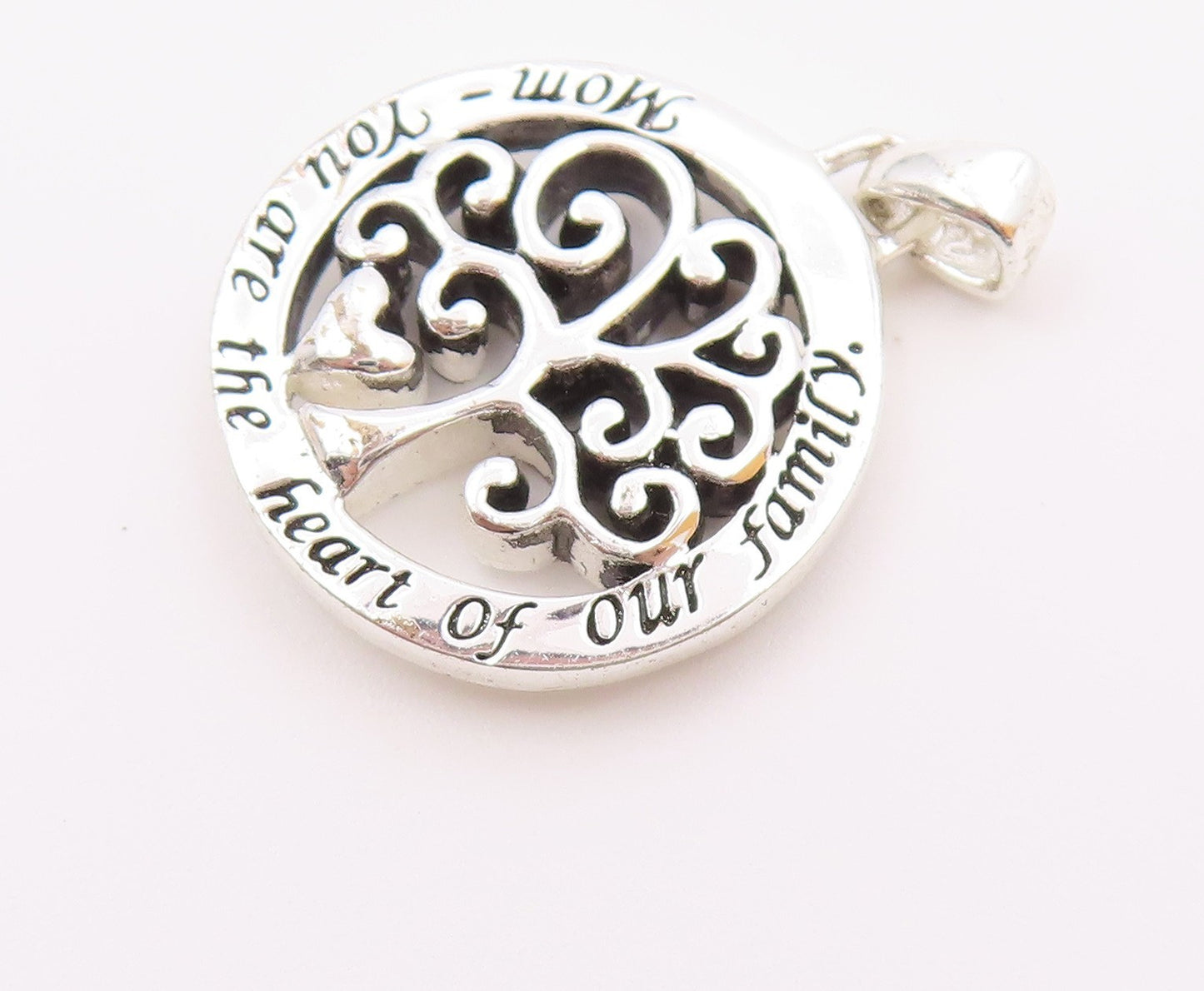 925 Sterling Silver  Vintage Shiny Mom Heart Of Family Tree Pendant  PT19153