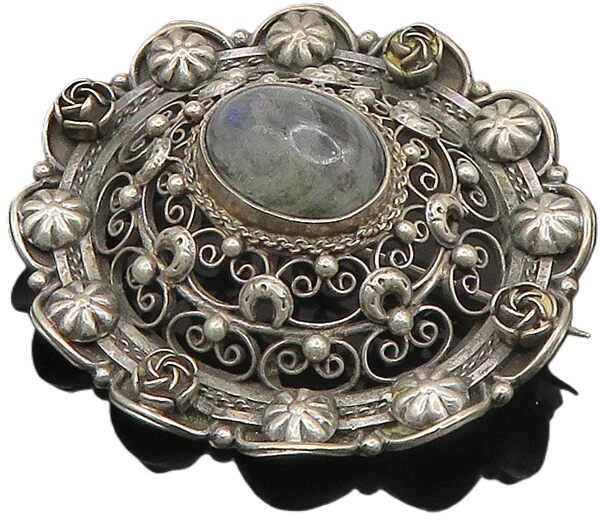 925 Silver   Vintage Cabochon Cut Labradorite Floral Dome Brooch Pin  BP9172