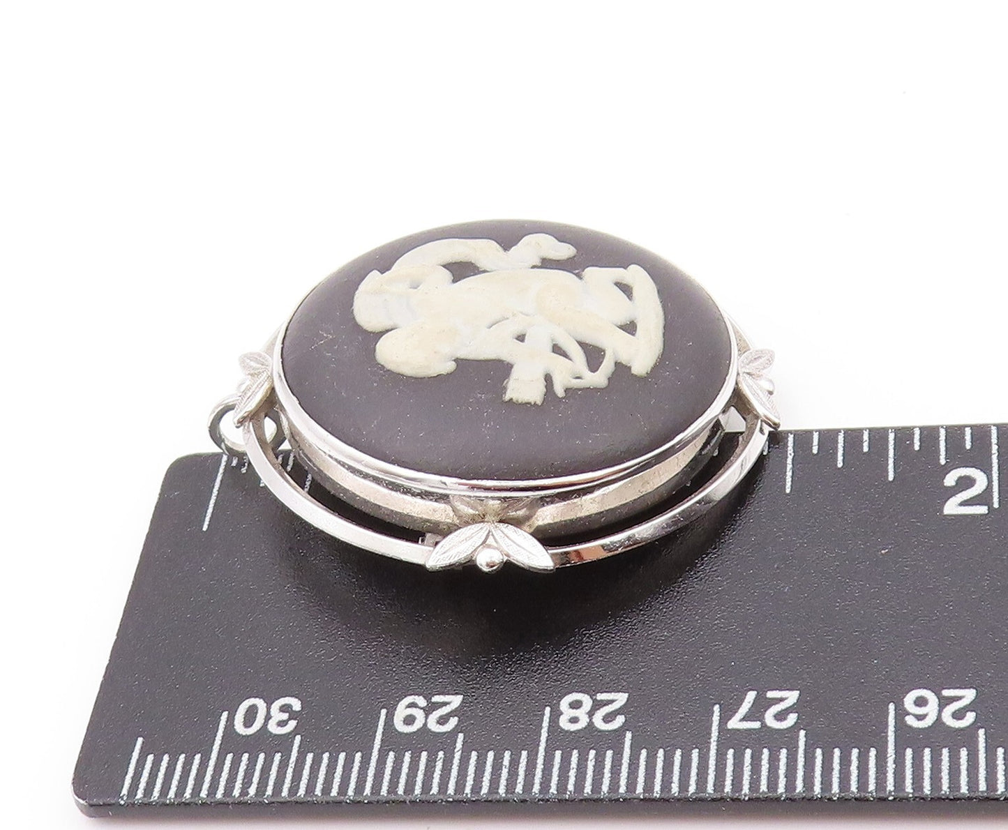 925 Sterling Silver Vintage Brooch  WEDGWOOD black Jasper Cameo  BP11551