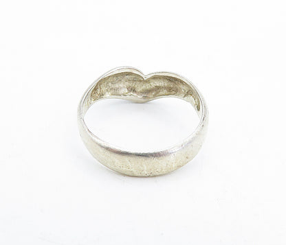 925 Sterling Silver  Vintage Dark Tone Smooth Pointed Band Ring Sz 8  RG5116