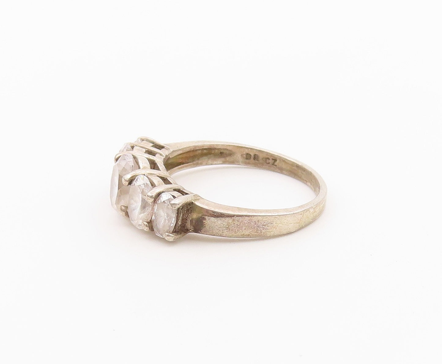 925 Sterling Silver Vintage Ring Elegant Oval Cut White Topaz Band Sz 7 RG36448