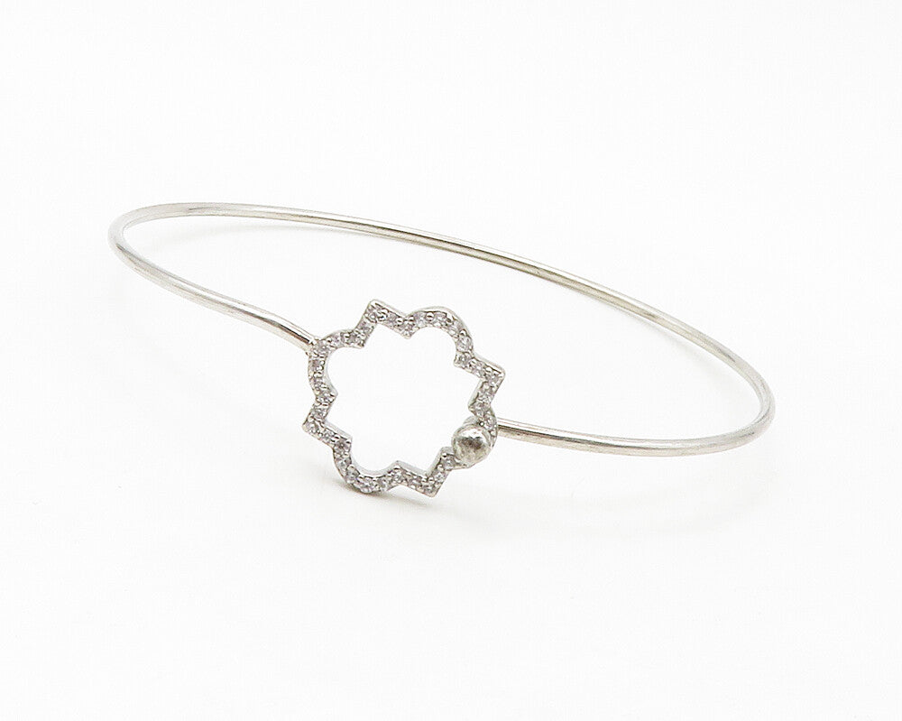 925 Sterling Silver  Shiny Topaz Open Flower Motif Bangle Bracelet  BT5254