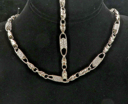 925 Sterling Silver  Vintage Sparkling Topaz Necklace & Bracelet Set  TR1549