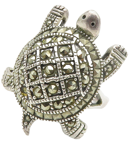 925 Sterling Silver  Vintage Marcasite Turtle Motif Cocktail Ring Sz 7 RG15116