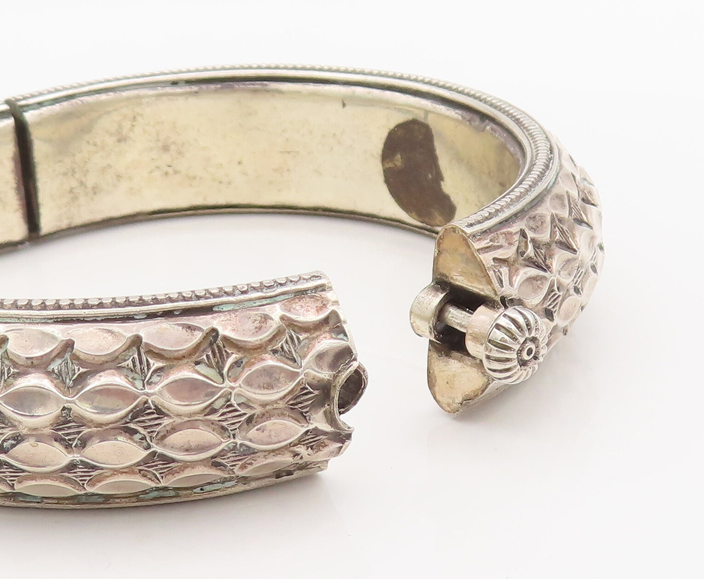 925 Sterling Silver Vintage Bracelet Etched Eye Link Pattern Screw Lock  BT10309