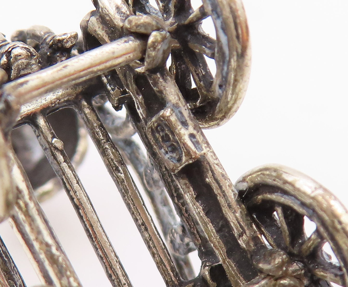 925 Sterling Silver  Vintage Shiny Old Fashioned Baby Carriage Trinket  TR1823