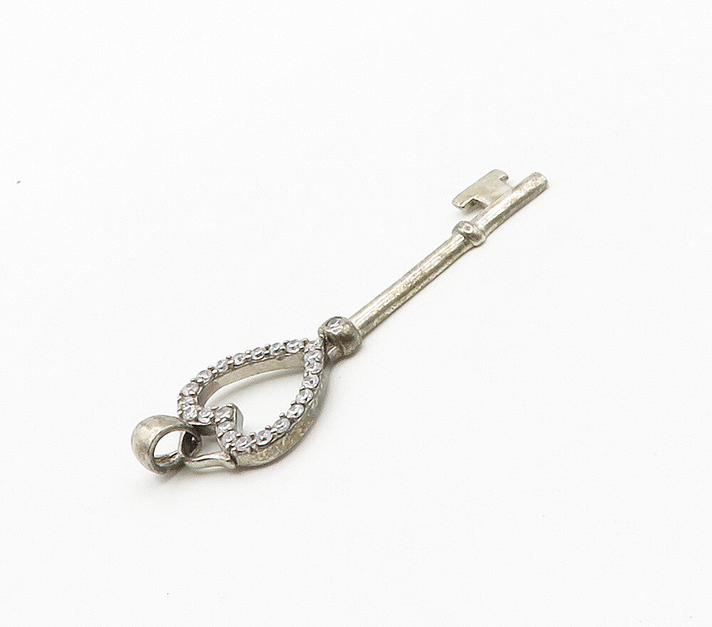 925 Sterling Silver Vintage White Topaz Open Love Heart Key Pendant PT12036