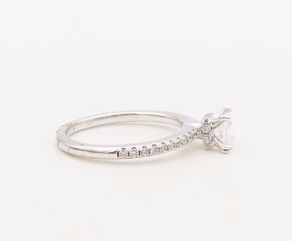 925 Sterling Silver Vintage Ring Minimalist CZ Wedding Ring  Sz 7  RG30494