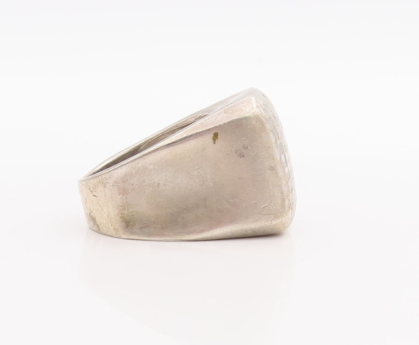 925 Sterling Silver Vintage Ring Solid Squared Hammered Effect  Sz 10  RG28910
