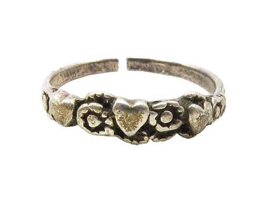 925 Sterling Silver  Vintage Love Heart Floral Motif Band Ring Sz 8.5  RG12203