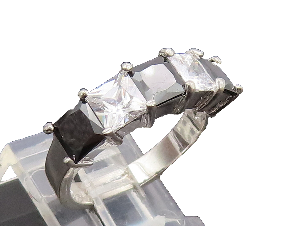 925 Sterling Silver  Vintage Minimalist Alternate CZ & Onyx Ring Sz 7  RG27458