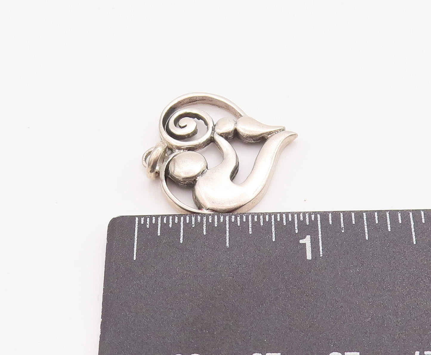 925 Sterling Silver Vintage Pendant Designer Mom And Child Love Heart  PT23262