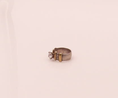 14k GOLD & 925 Silver  Vintage Minimalist CZ Multi Stone Ring Sz 8.25  RG26748