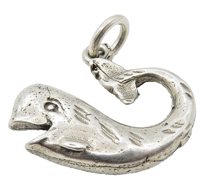 925 Sterling Silver  Vintage Shiny Etched Detail Whale Motif Pendant  PT8034
