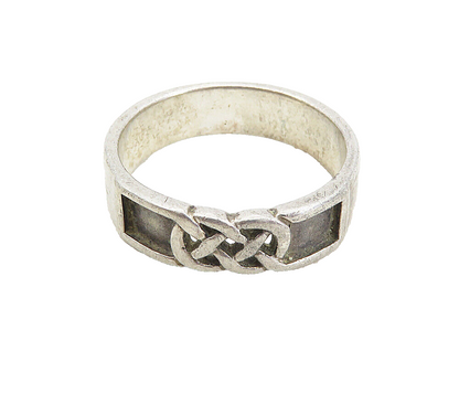 925 Sterling Silver  Vintage Open Pretzel Knot Detail Band Ring Sz 7.5  RG8663