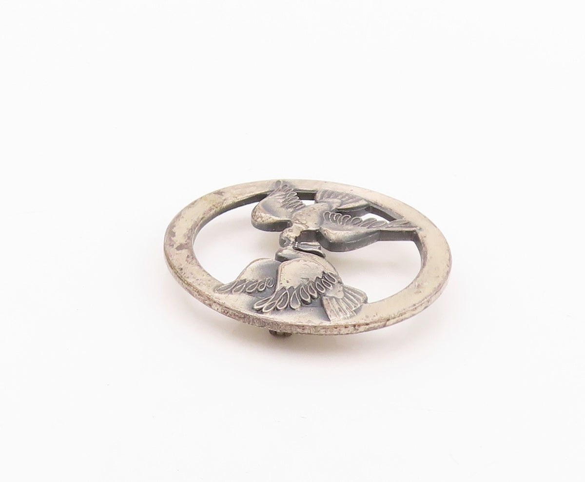 925 Sterling Silver Vintage Brooch Dark Tone Love Birds Sharing Food  BP11586