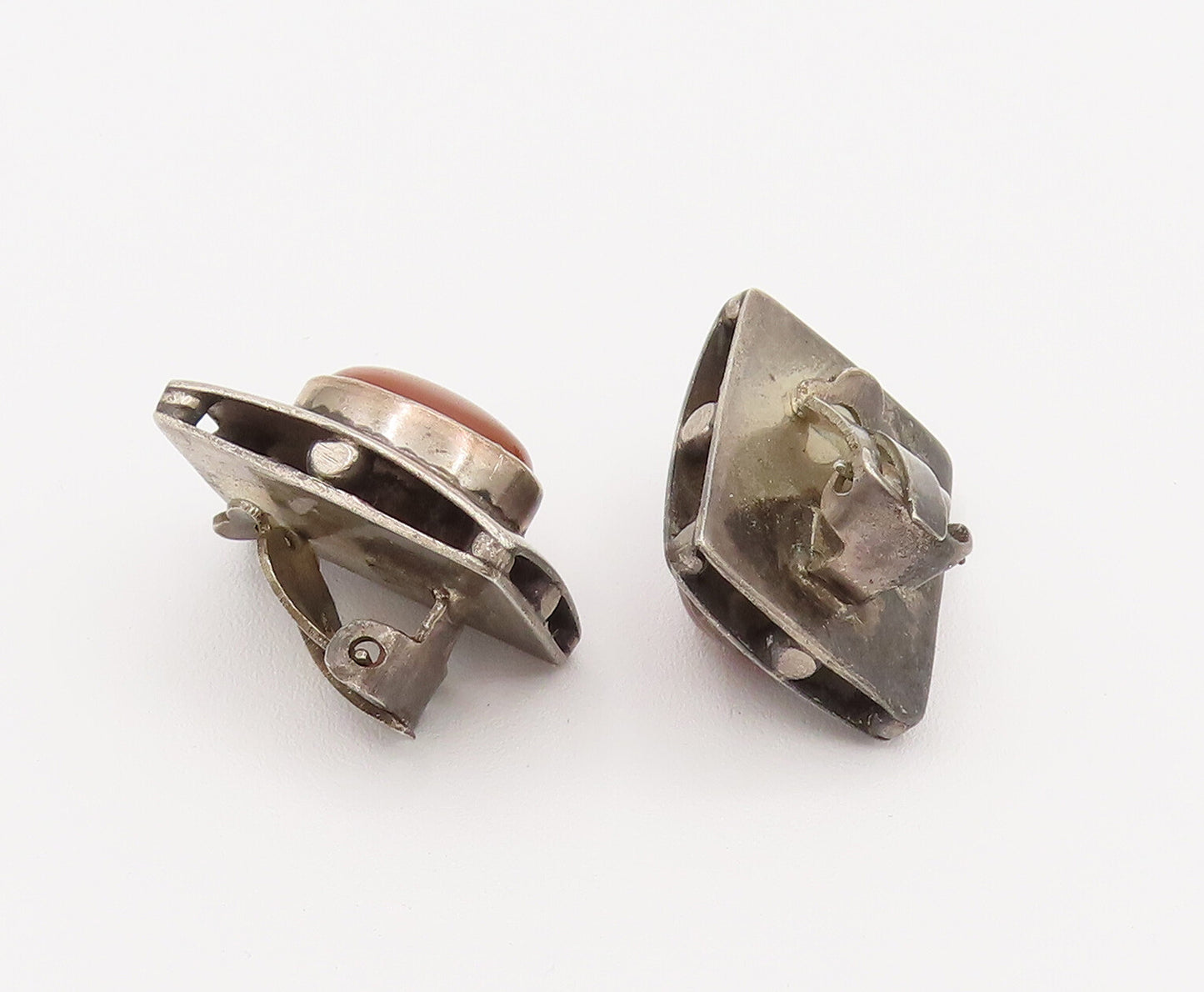 925 Silver  Vintage Minimalist Cabochon Carnelian Clip Back Earrings  EG12327