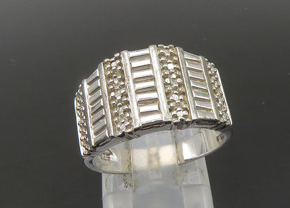 925 Sterling Silver  Vintage Shiny Pattern Tapered Band Ring Sz 7  RG22117