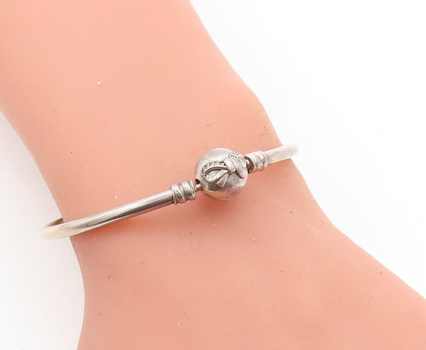 PANDORA 925 Sterling Silver  Vintage Topaz Ribbon Bow Bangle Bracelet  BT1650